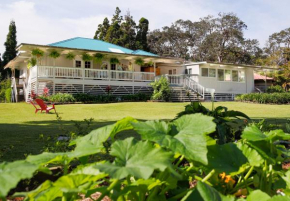  Aloha Junction Bed & Breakfast  Вулкан